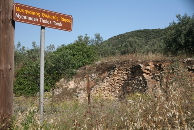 Kazarma - Mycenaean Tholos tomb near Kazarma 